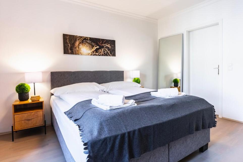 Experience Central Vienna From A Stylish And Modern Apartment Bagian luar foto